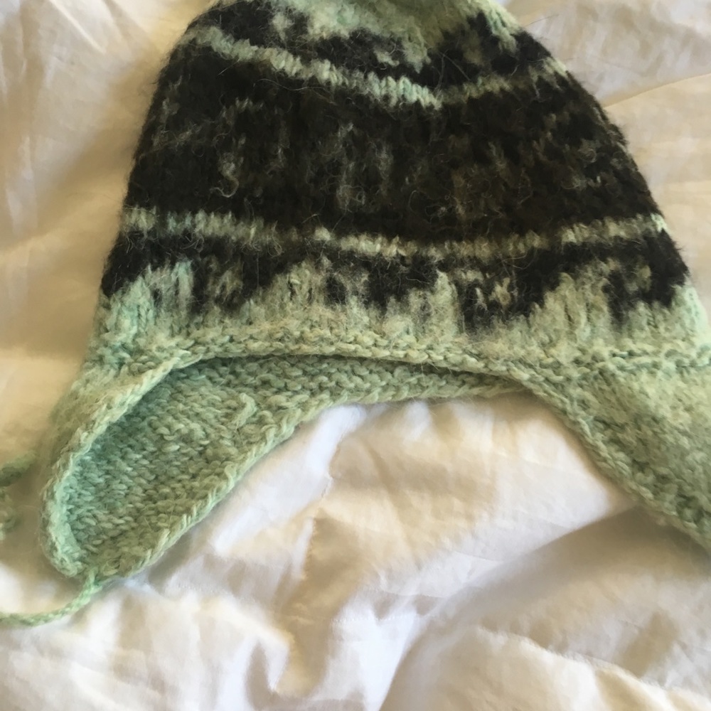 Authentic Peruvian Lambs Wool Knit Hat - image 3